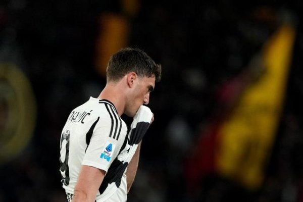 赢在策略 意媒: 尤文为DV9提供的续约年薪不超过600万欧, 遭到球员拒绝